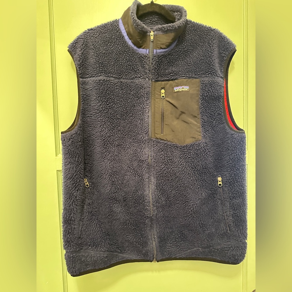 Patagonia Red and Navy Fleece Vest XL